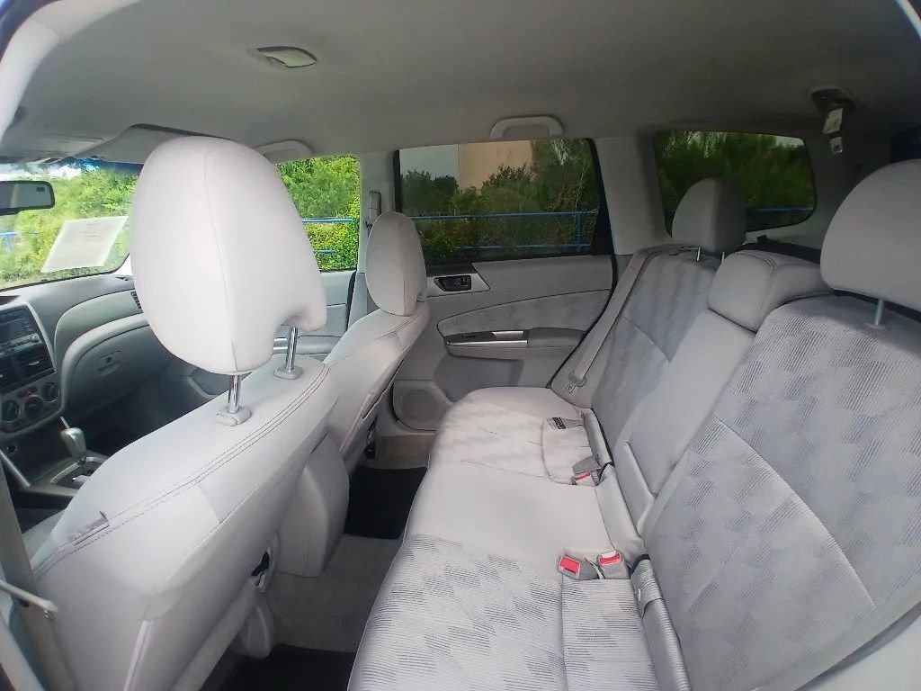 Used 2010 Subaru Forester 2.5X AWD/4WD image 17