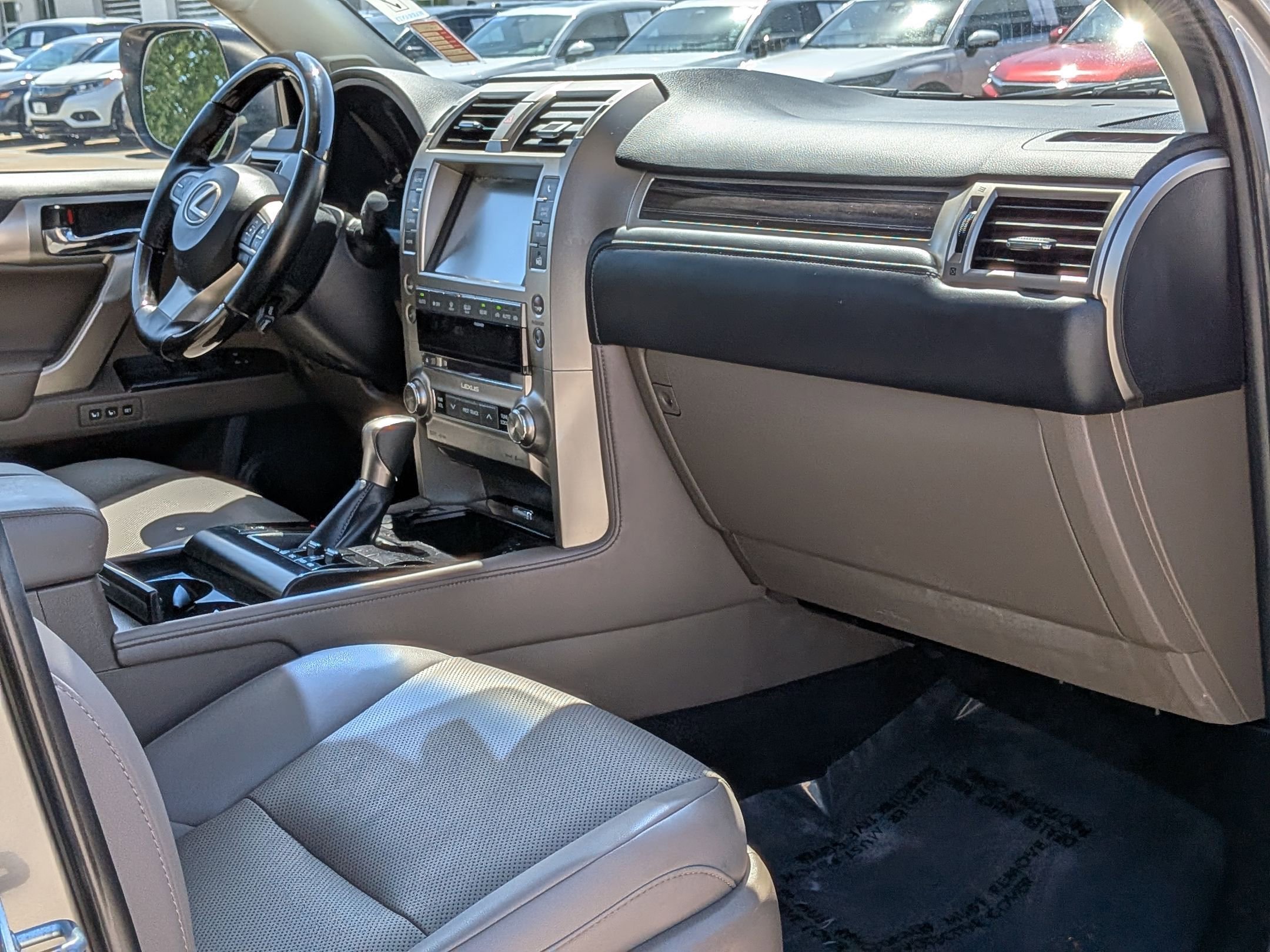 Used 2021 Lexus GX 460 Premium w/ Premium Package AWD/4WD image 33