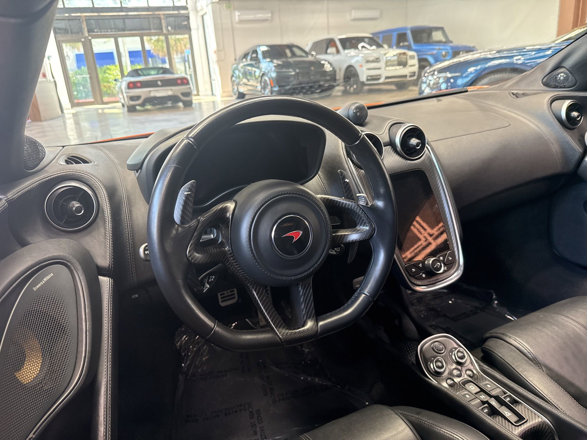 Used 2018 McLaren 570S image 10