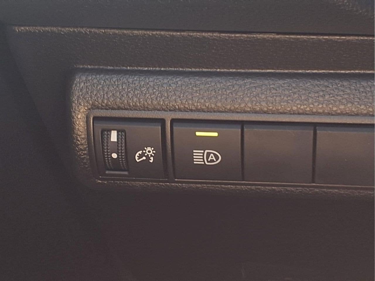 Used 2026 Toyota Corolla LE FWD image 24