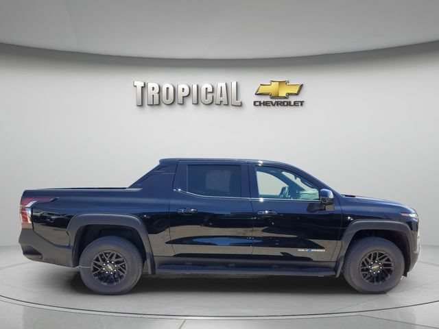 New 2026 Chevrolet Silverado EV LT w/ Plus Package AWD/4WD image 6
