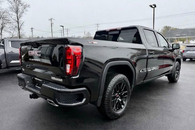 Used 2025 GMC Sierra 1500 Elevation w/ Elevation Premium Package image 9