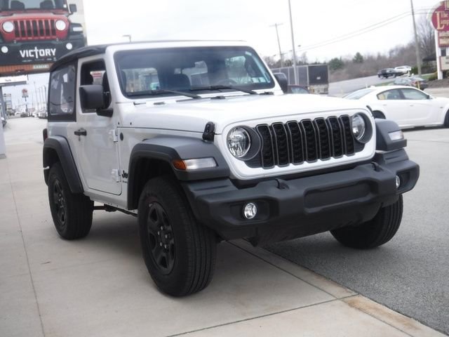 Used 2025 Jeep Wrangler Sport image 6
