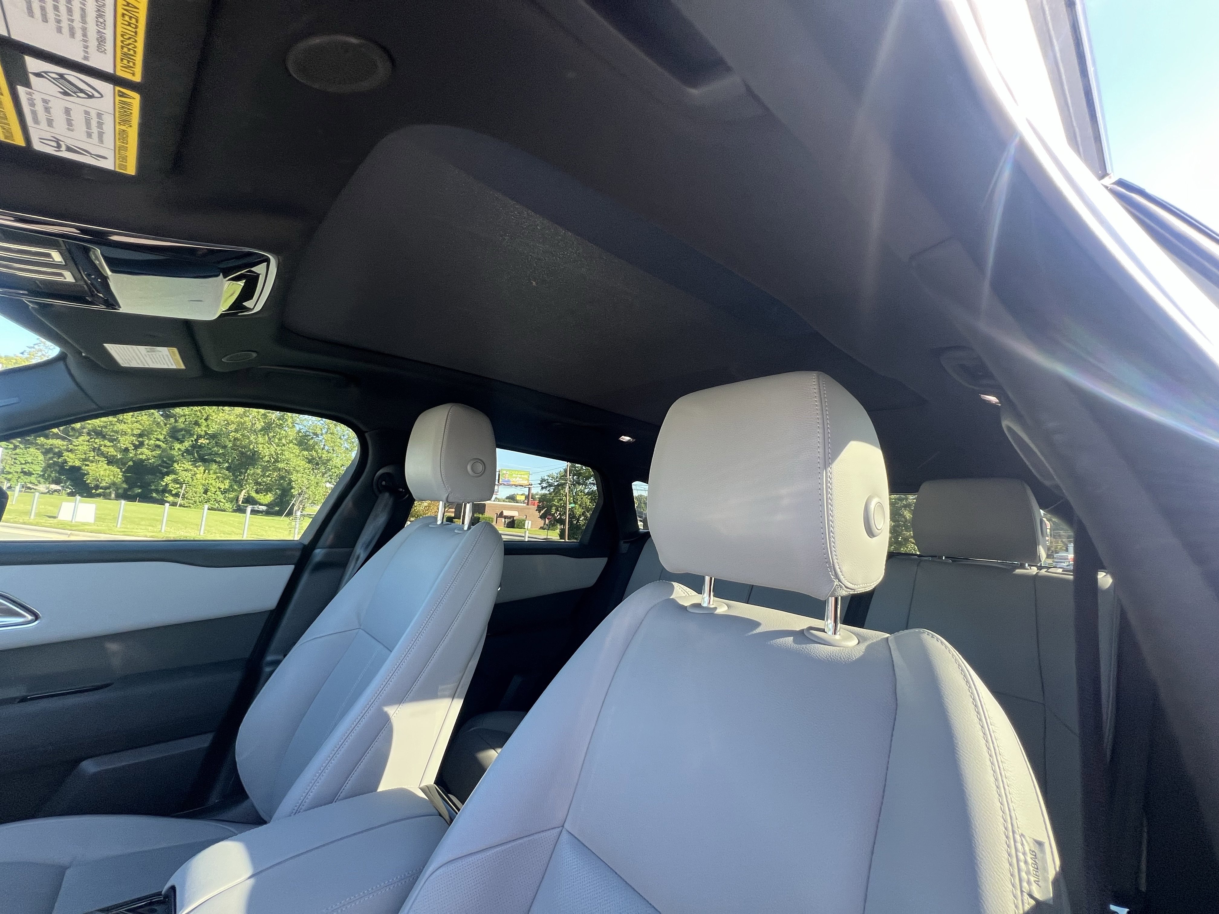 Used 2024 Land Rover Range Rover Velar Dynamic SE image 18