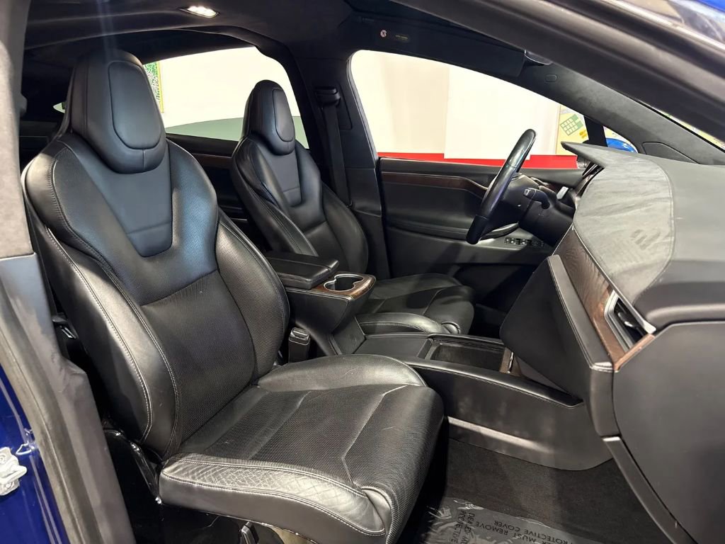 Used 2016 Tesla Model X Performance image 13