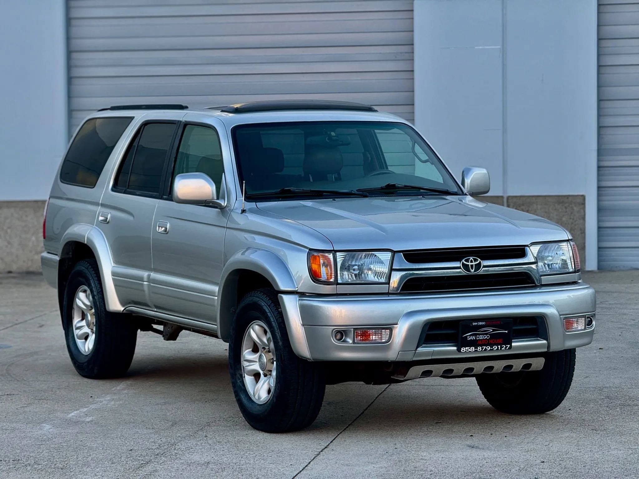 Used 2001 Toyota 4Runner Limited image 2