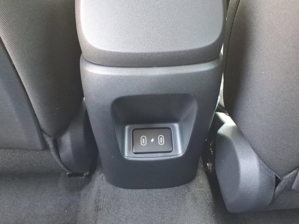 New 2026 Hyundai Elantra SE FWD image 12