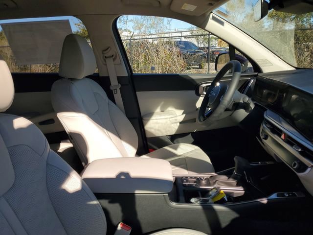 New 2025 Kia Sorento EX FWD image 33