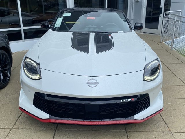 New 2024 Nissan Z NISMO w/ Floor Mat Package image 7