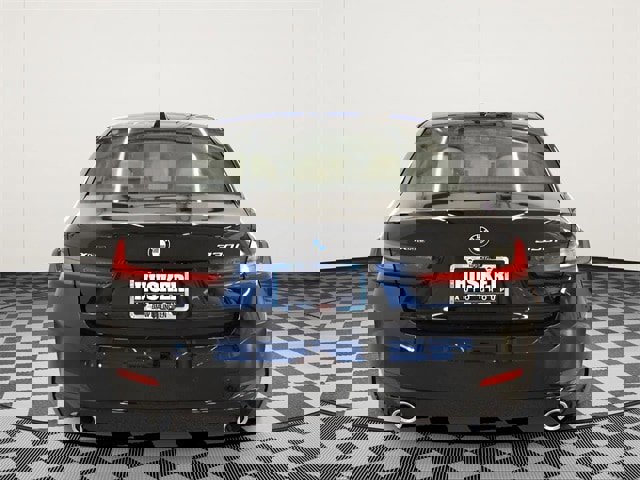 New 2026 BMW 330i xDrive Sedan w/ Convenience Package image 7