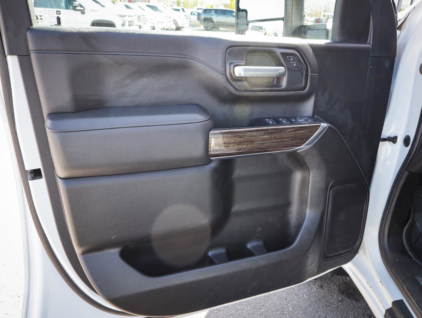 Used 2023 GMC Sierra 2500 SLE w/ SLE Convenience Package AWD/4WD image 15