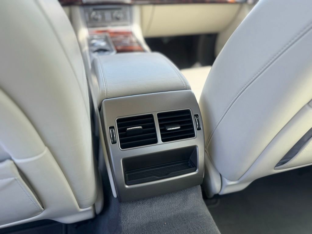 Used 2009 Jaguar XF Premium RWD image 28