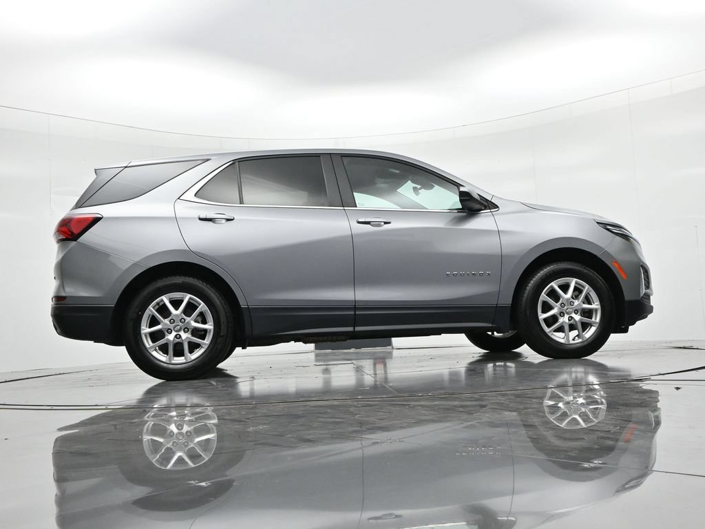 Used 2024 Chevrolet Equinox LT FWD image 22