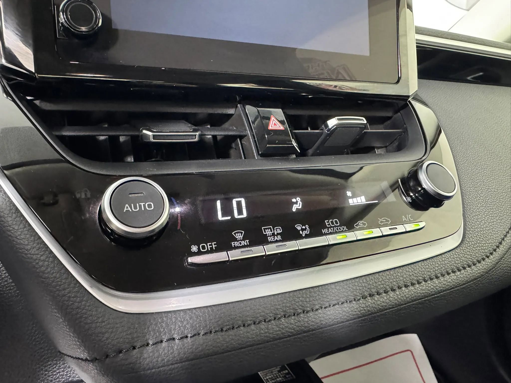 Used 2024 Toyota Corolla XLE FWD image 20