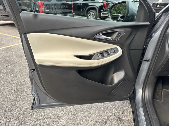 Used 2022 Buick Encore GX Preferred w/ Cold Weather Comfort Package FWD image 20