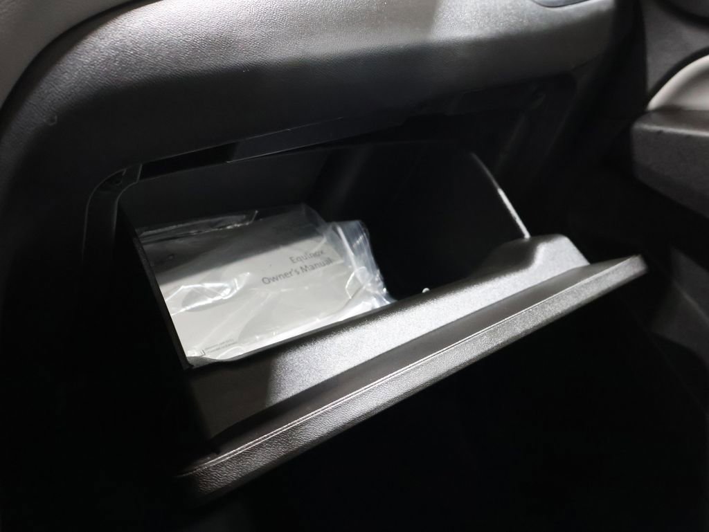 Used 2020 Chevrolet Equinox LT image 29