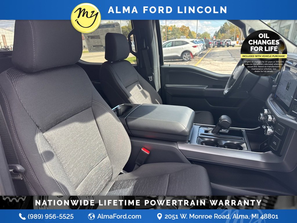 New 2025 Ford F150 XLT image 24