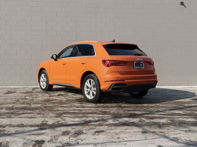 Certified 2025 Audi Q3 2.0T Premium Plus w/ Premium Plus Package image 3