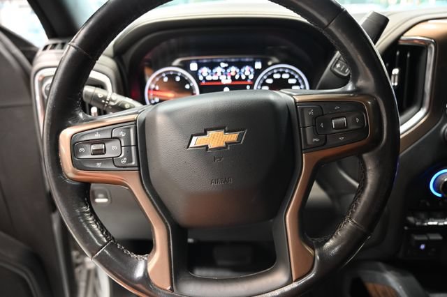 Used 2022 Chevrolet Silverado 2500 High Country w/ Technology Package AWD/4WD image 25