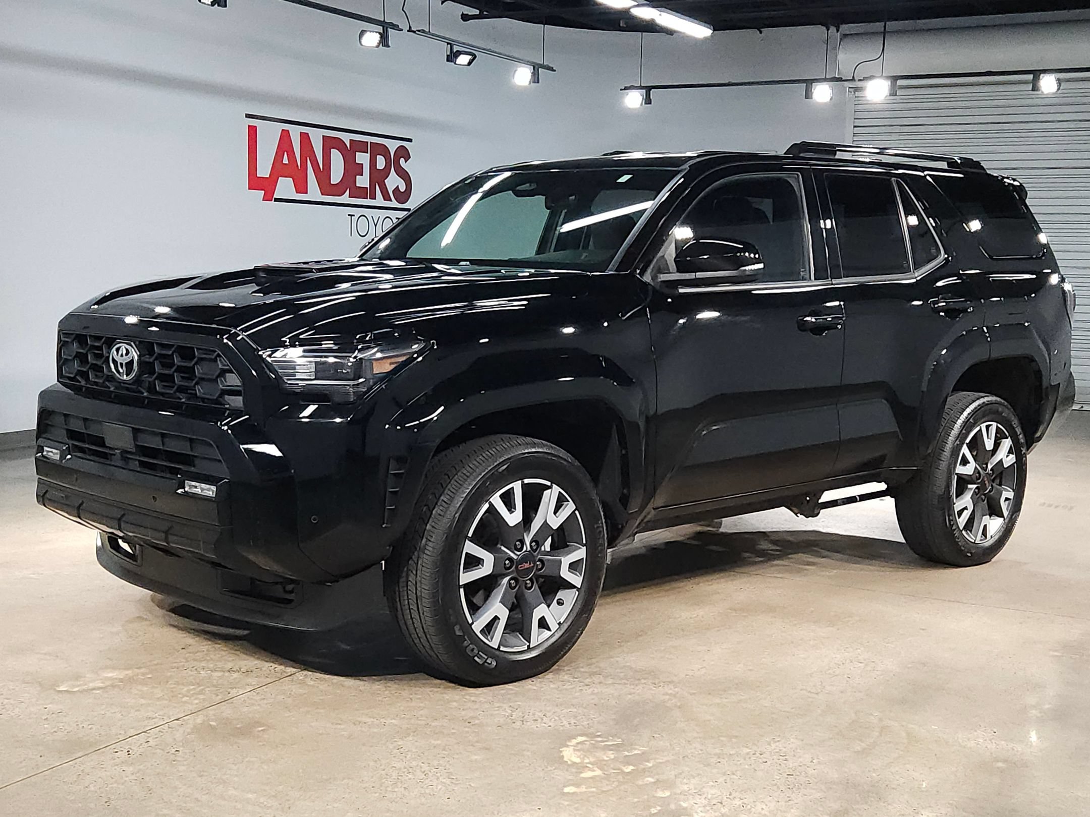Certified 2025 Toyota 4Runner TRD Sport AWD/4WD image 3