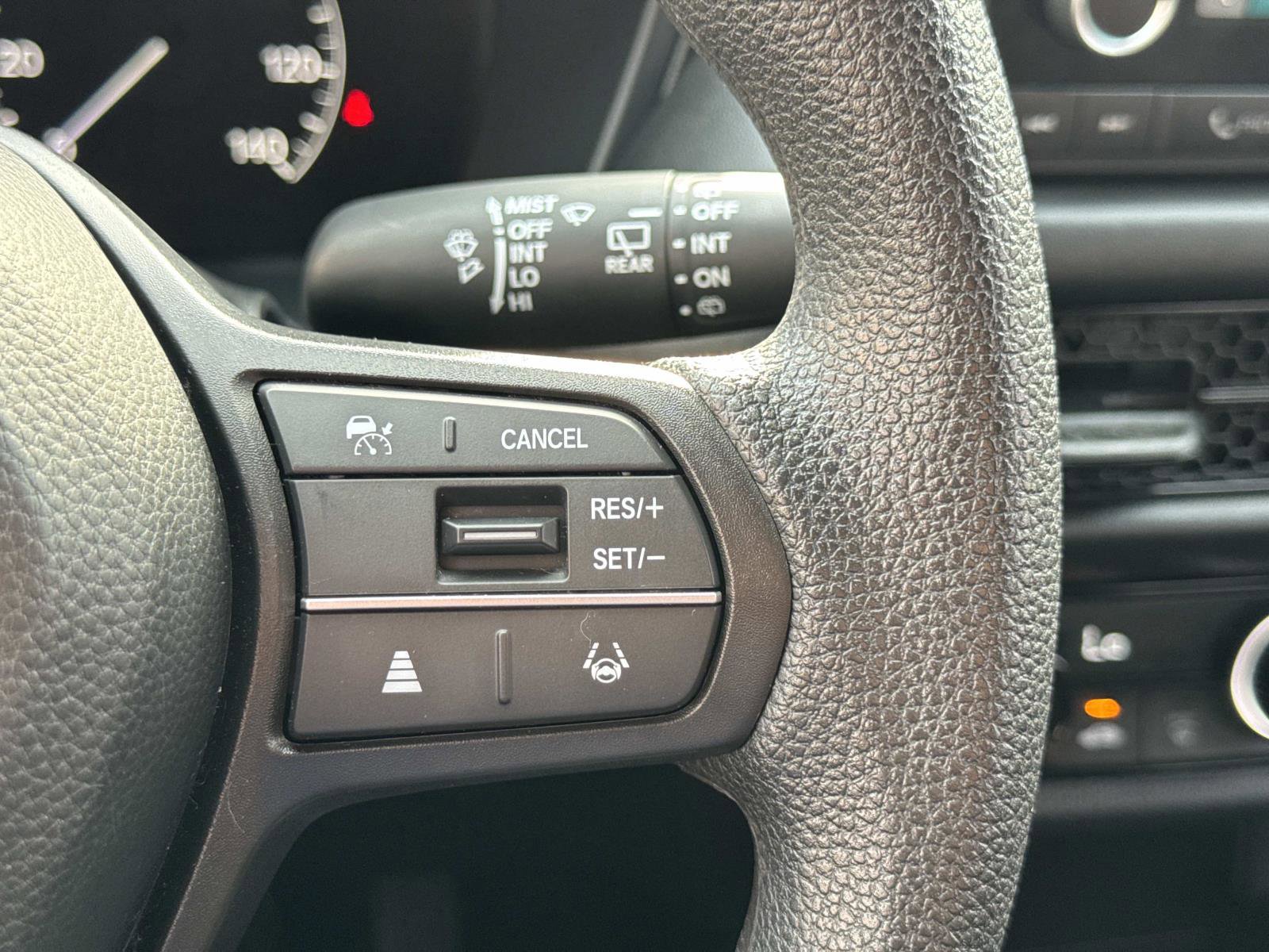 Used 2023 Honda HR-V LX image 19