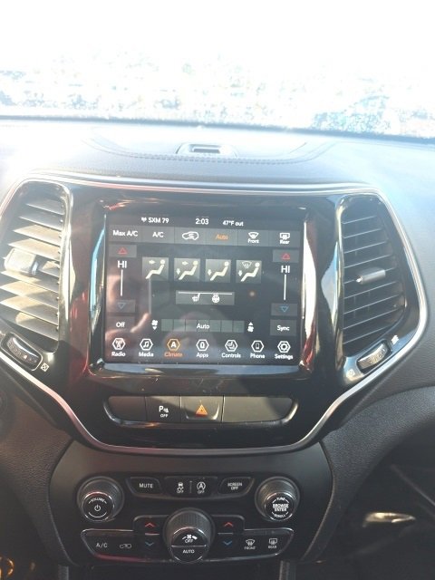 Used 2020 Jeep Cherokee Limited image 19