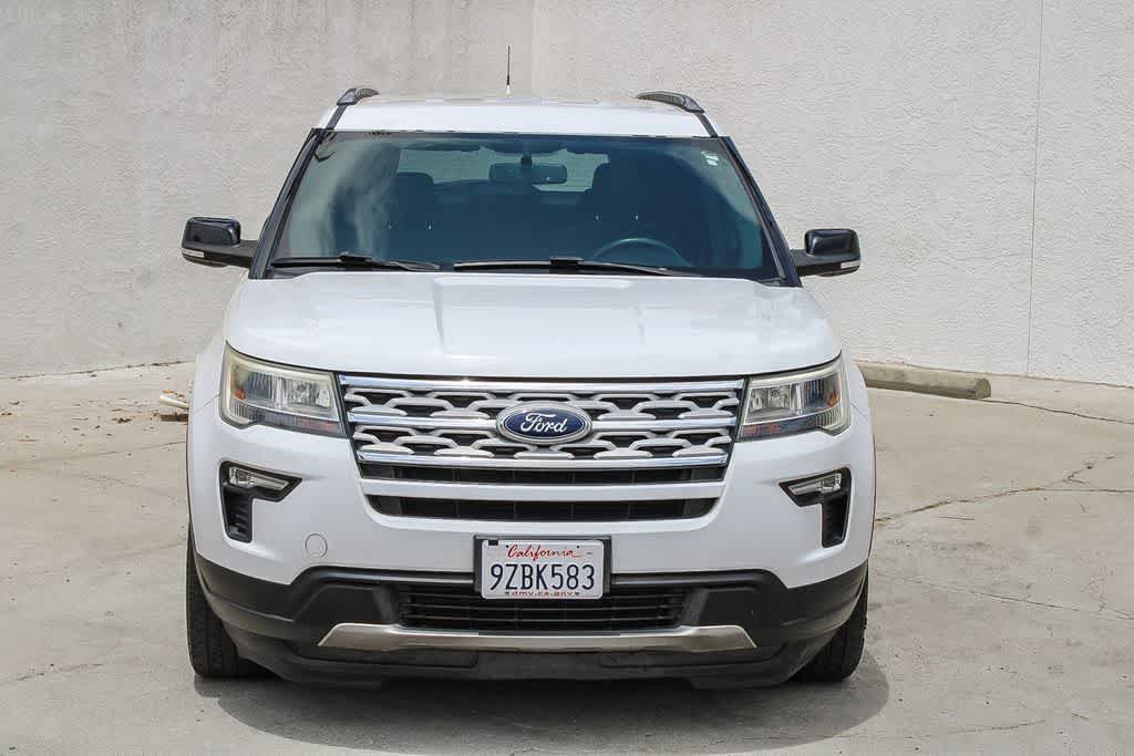 Used 2018 Ford Explorer XLT w/ Equipment Group 201A AWD/4WD image 2