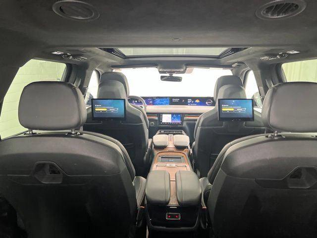 Certified 2025 Lincoln Navigator Black Label AWD/4WD image 28