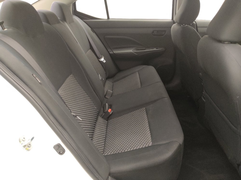 Used 2021 Nissan Versa S image 19