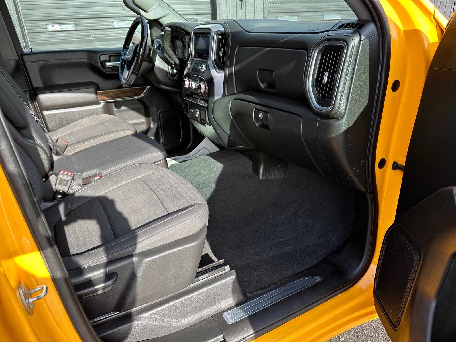 Used 2020 GMC Sierra 1500 SLE w/ SLE Convenience Package image 21