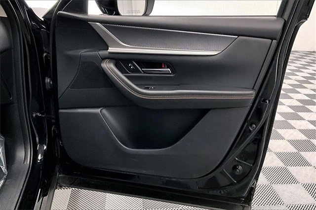 Used 2025 MAZDA CX-90 3.3 Turbo w/ Preferred Package image 18