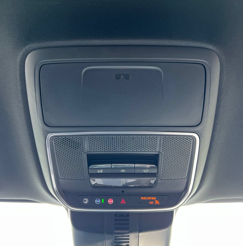 New 2026 Buick Enclave Avenir w/ Super Cruise Package FWD image 16