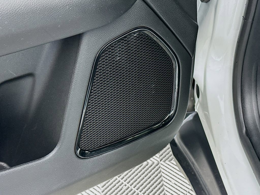 Certified 2024 Jeep Compass Limited image 28