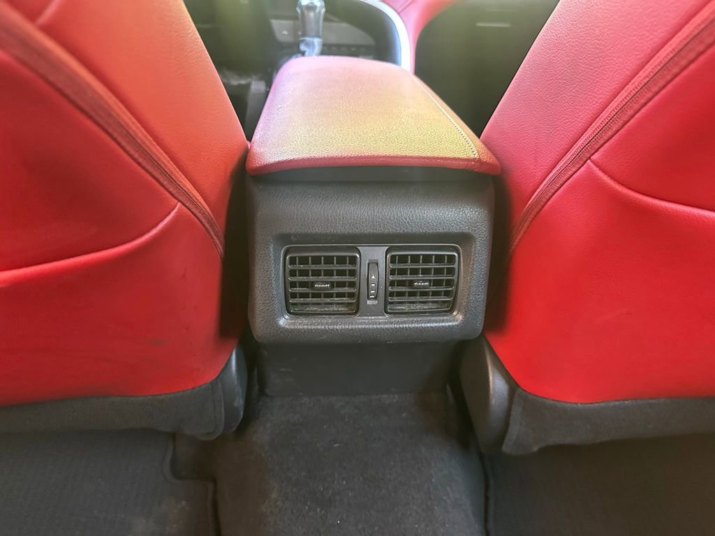 Used 2022 Toyota Camry XSE image 10