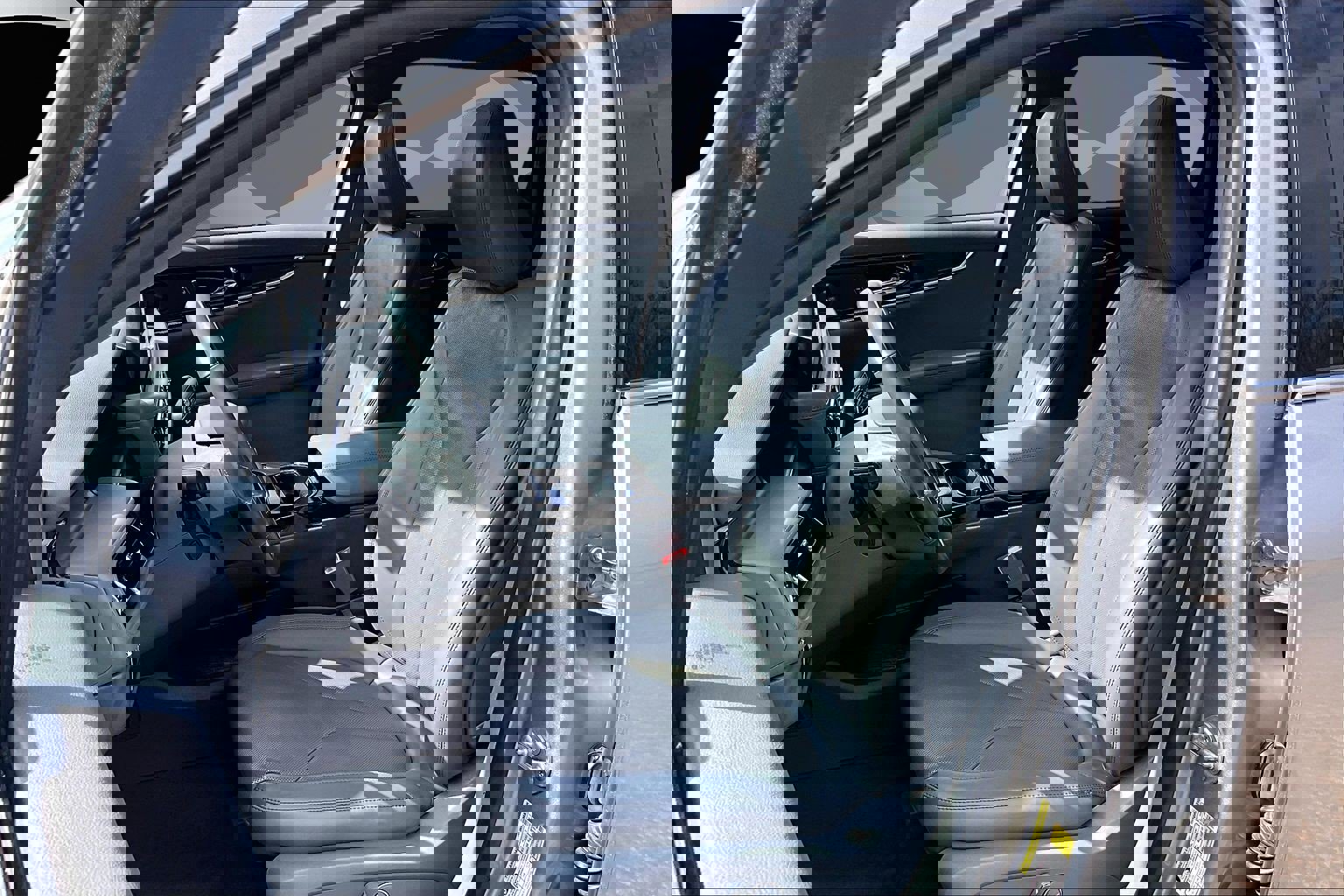 Used 2021 Lincoln Nautilus Reserve image 25