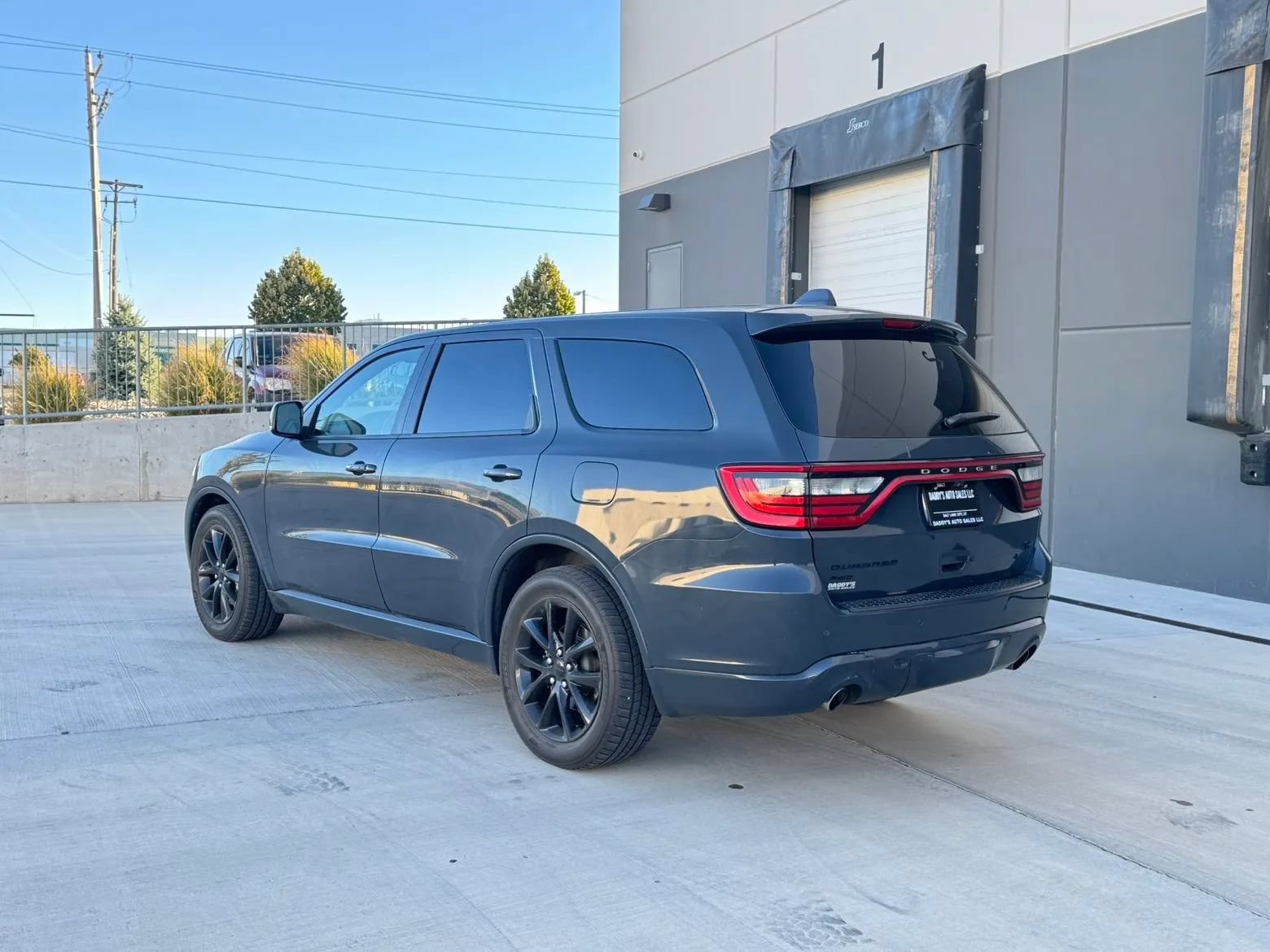 Used 2017 Dodge Durango R/T w/ Trailer Tow Group IV AWD/4WD image 3