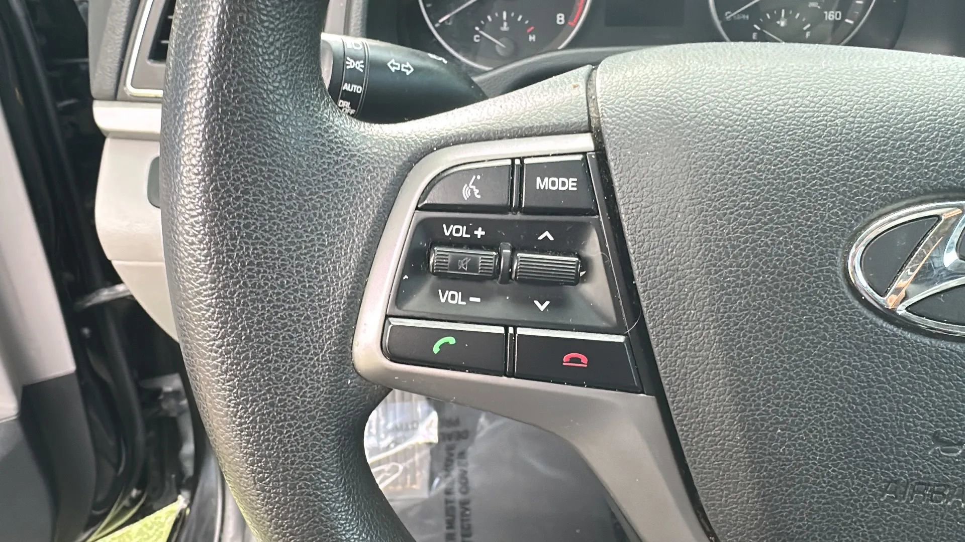 Used 2017 Hyundai Elantra SE FWD image 30
