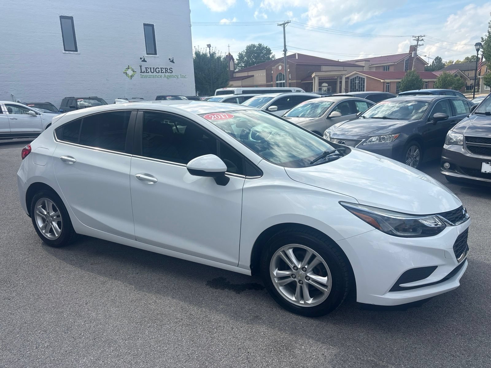 Used 2017 Chevrolet Cruze LT w/ Convenience Package FWD image 6