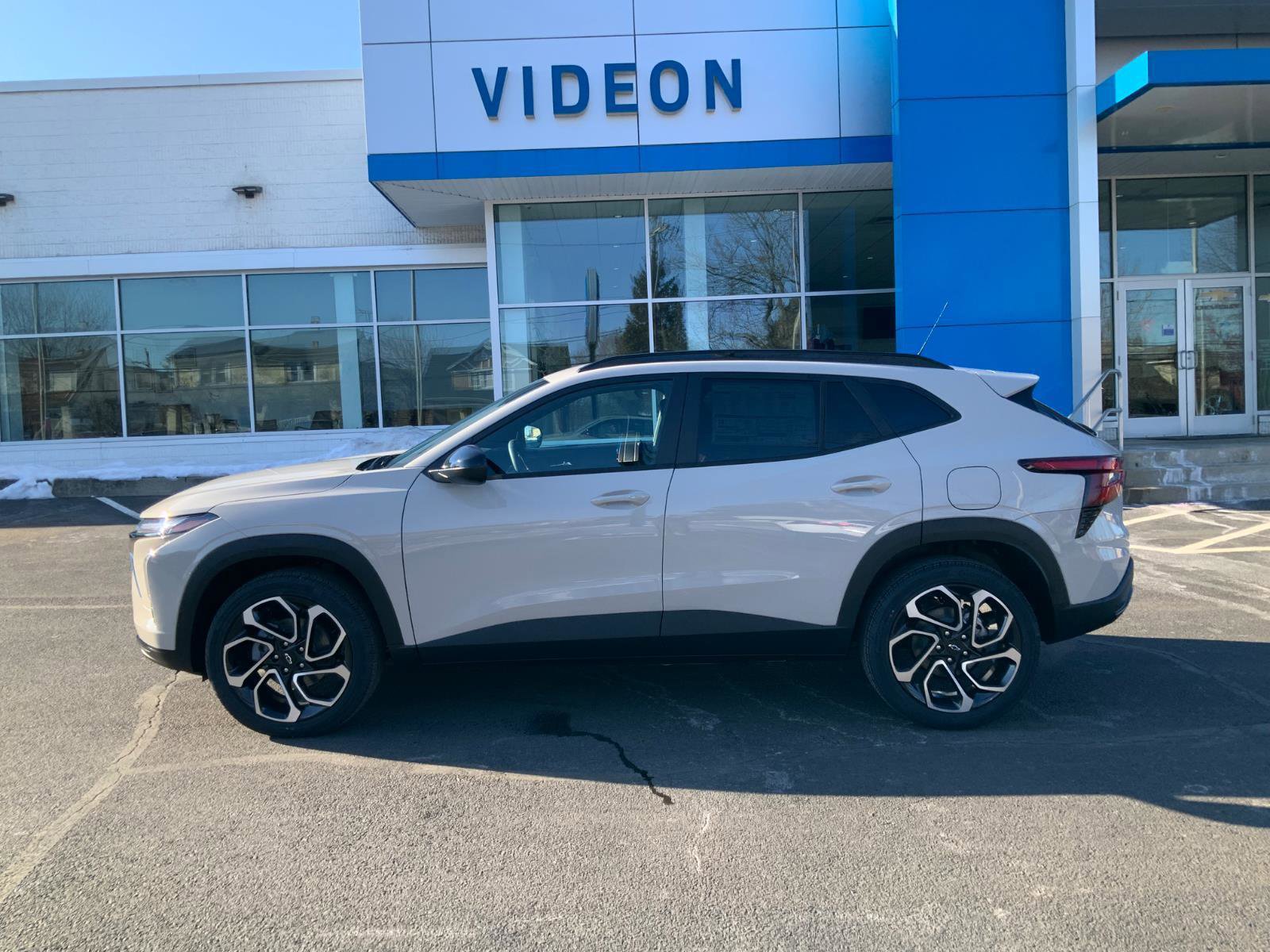 New 2026 Chevrolet Trax RS w/ Driver Confidence Package image 4