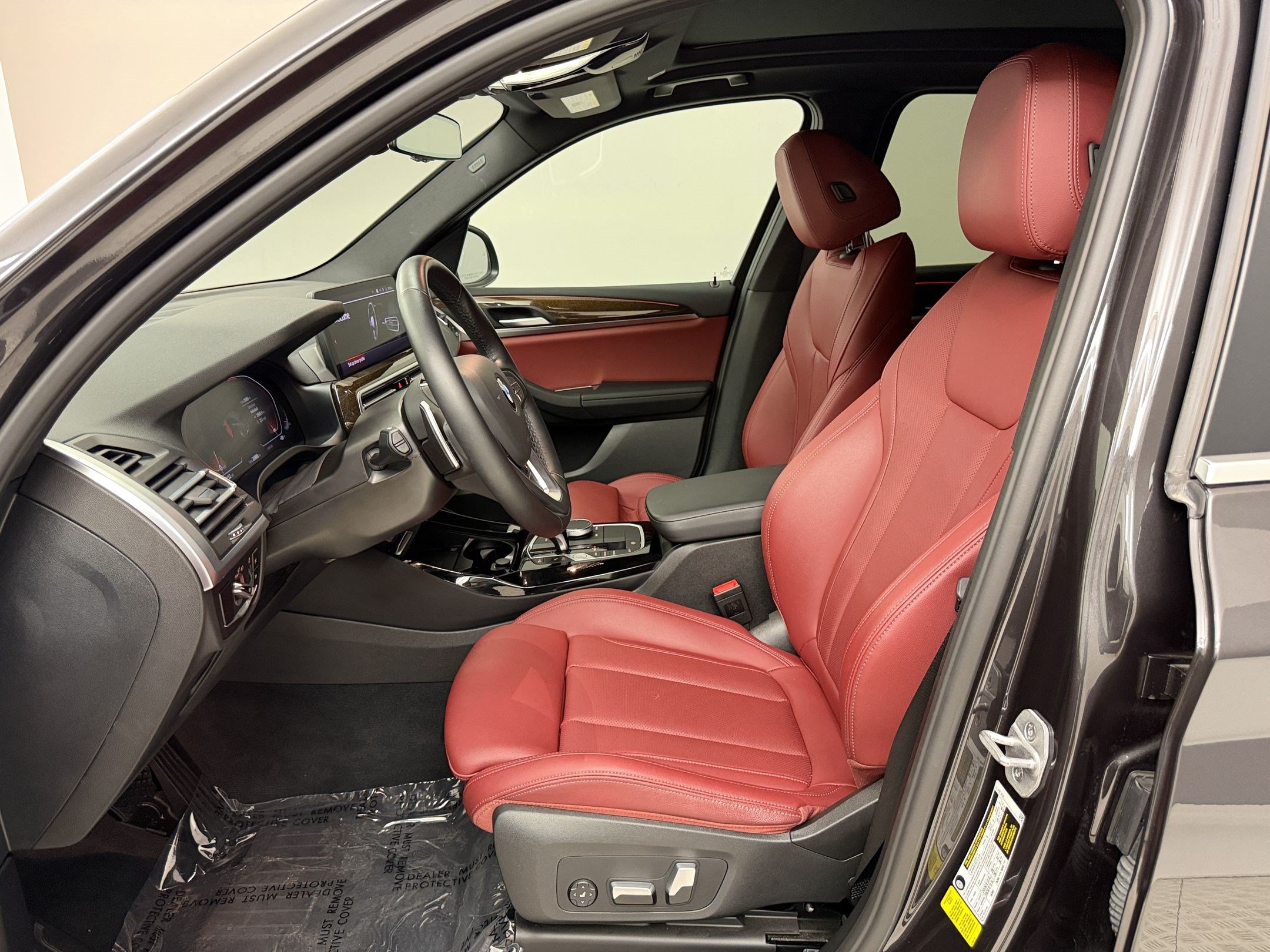 Certified 2024 BMW X3 sDrive30i w/ Premium Package RWD image 5