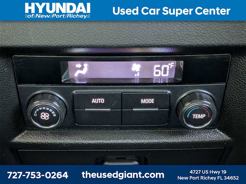 Used 2019 Chevrolet Traverse LT image 20