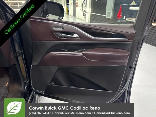 Used 2022 Cadillac Escalade ESV Premium Luxury Platinum AWD/4WD image 37