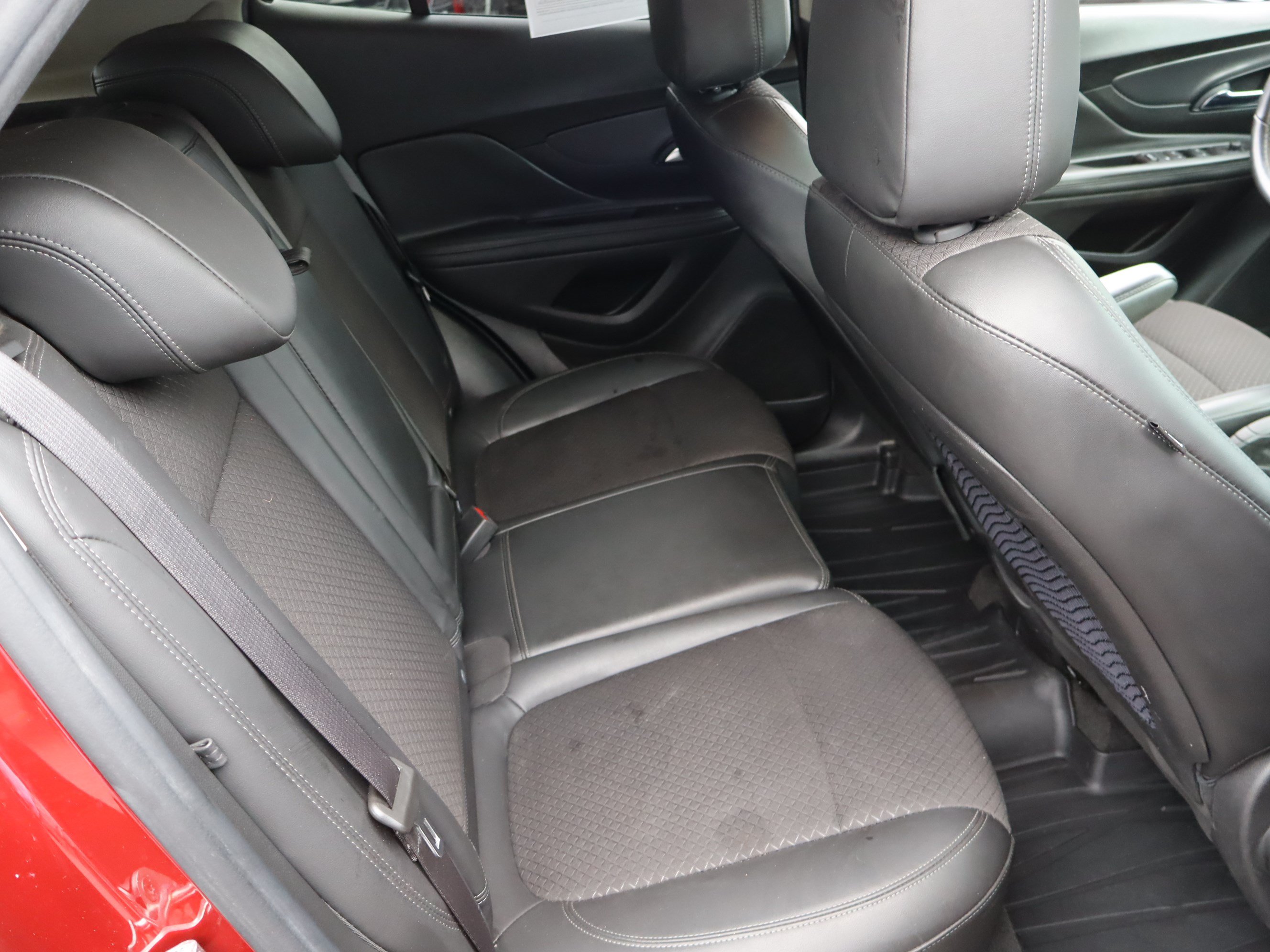 Used 2021 Buick Encore Preferred w/ Safety Package AWD/4WD image 34