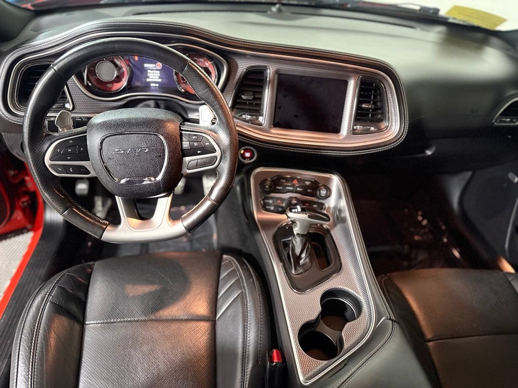 Used 2020 Dodge Challenger SRT Hellcat w/ Plus Package RWD image 11