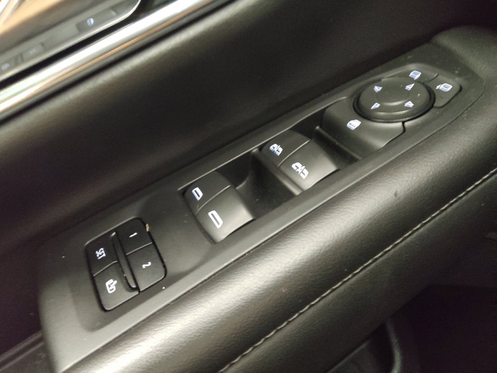 Used 2021 Chevrolet Suburban LT AWD/4WD image 27