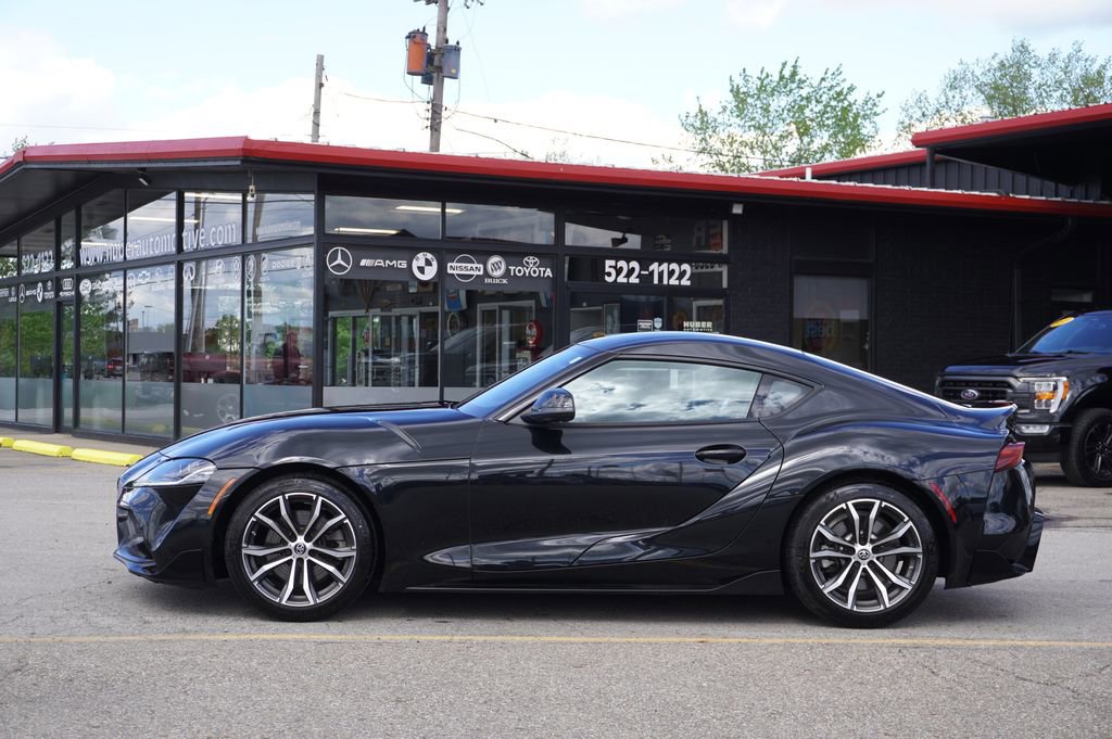 Used 2023 Toyota Supra RWD image 4