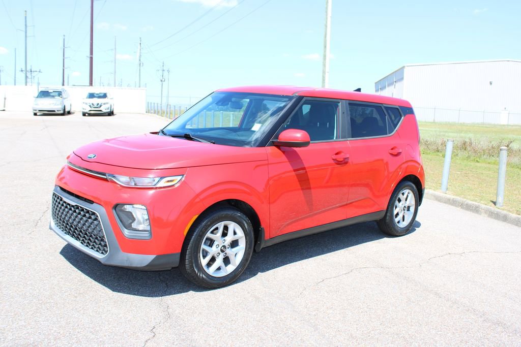Used 2020 Kia Soul S FWD image 2