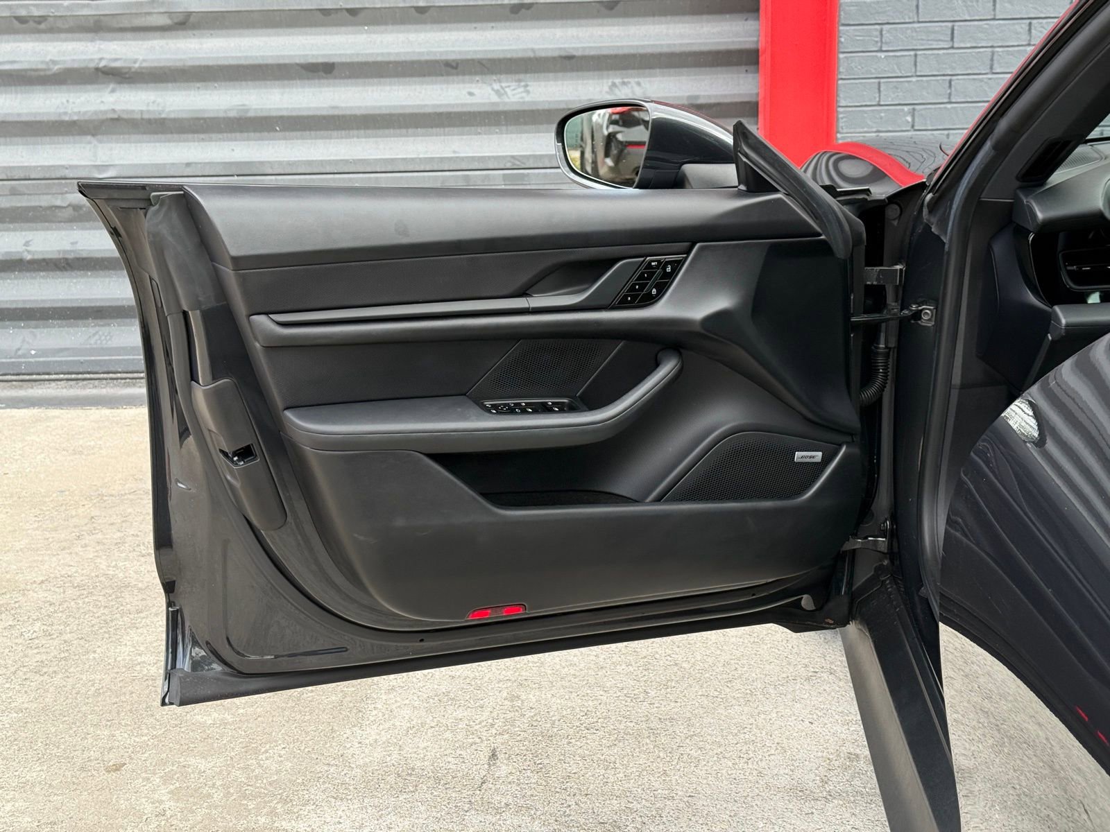 Used 2020 Porsche Taycan 4S w/ Premium Package image 11