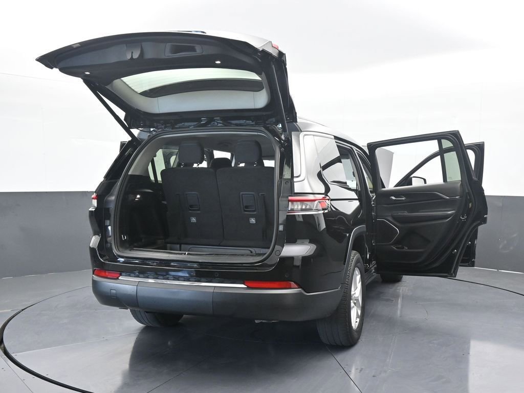 Used 2021 Jeep Grand Cherokee L Laredo w/ Luxury Tech Group I image 76