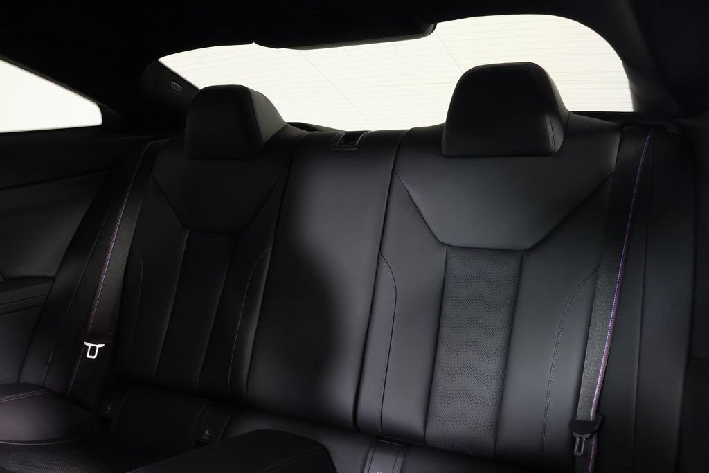 Used 2026 BMW M4 Competition RWD image 11